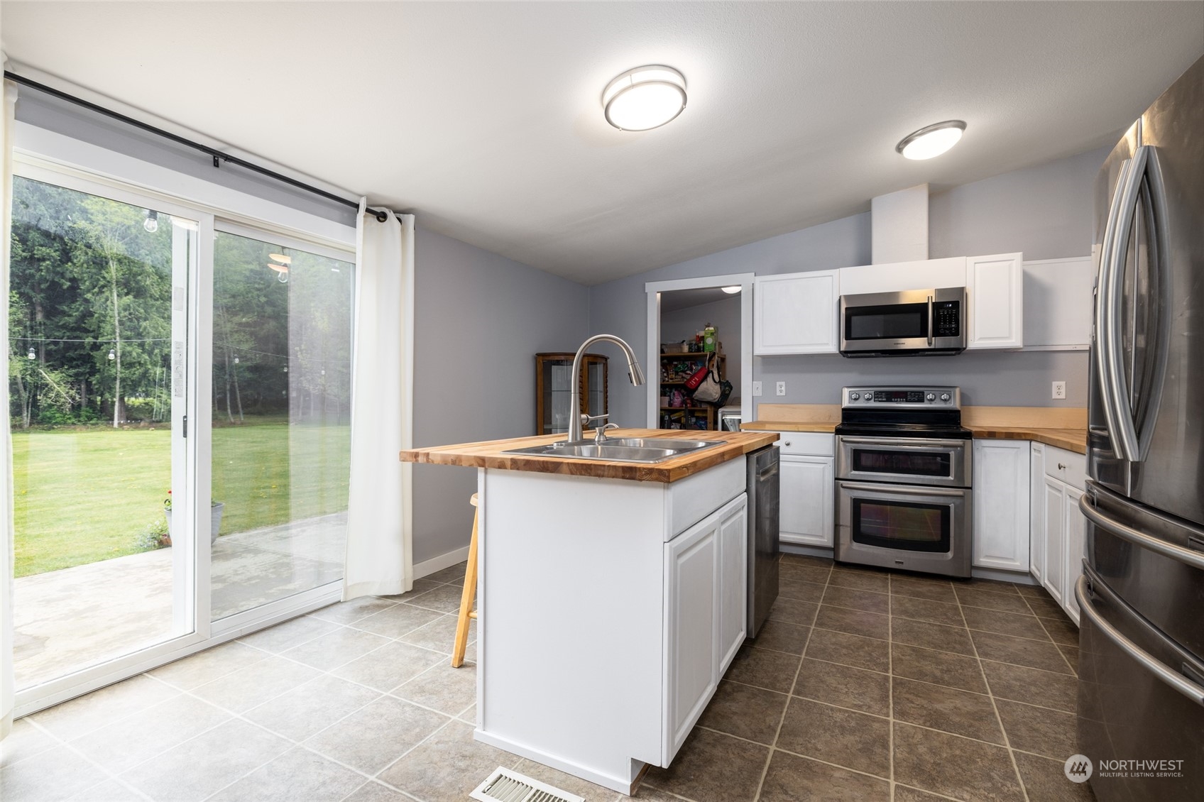 37916 Schulze Road Concrete, WA 98237 - Photo 9 of 31 Gallery Image 9