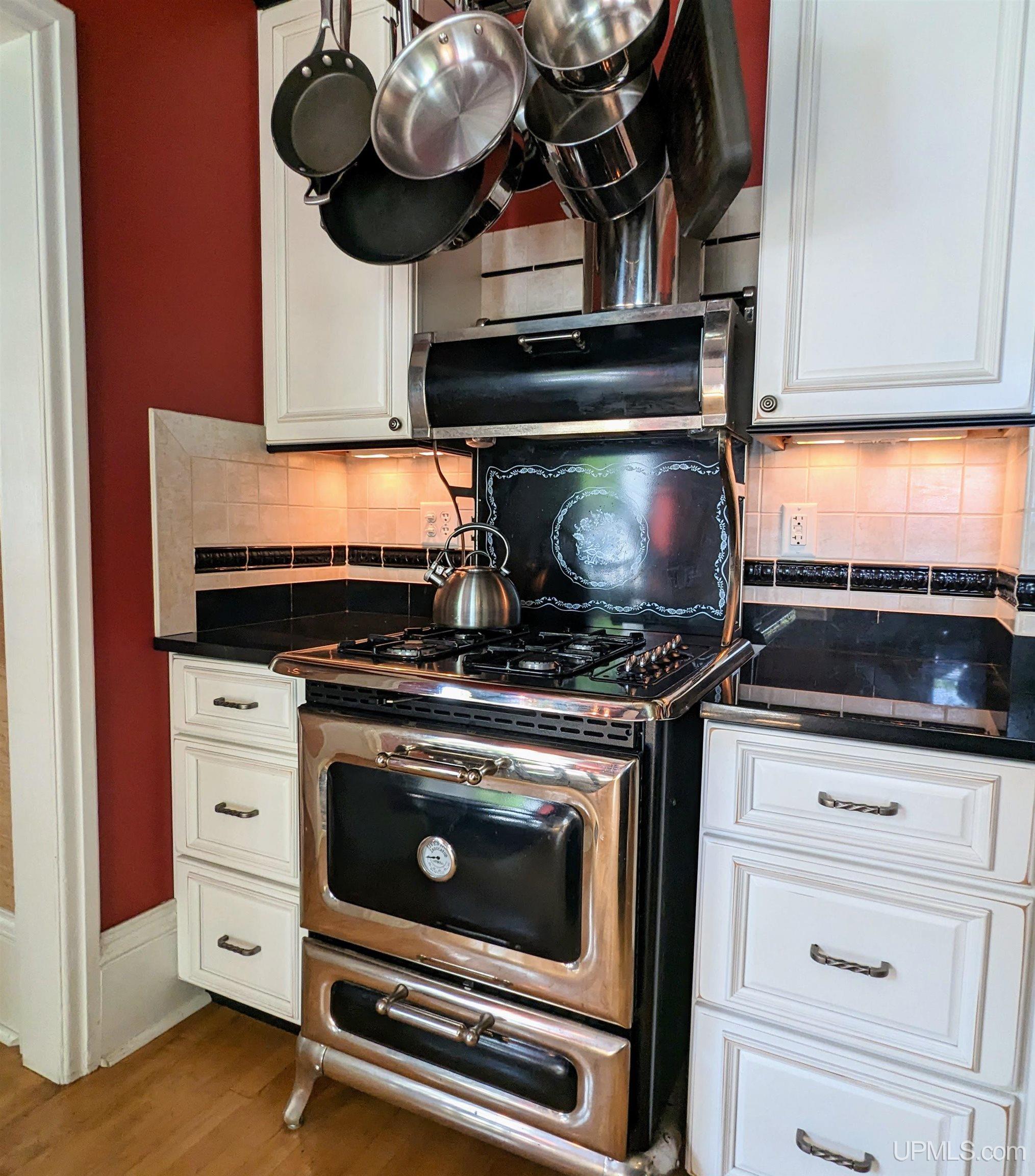 230 East Ridge Street Marquette, MI 49855 - Photo 18 of 56 Gallery Image 18