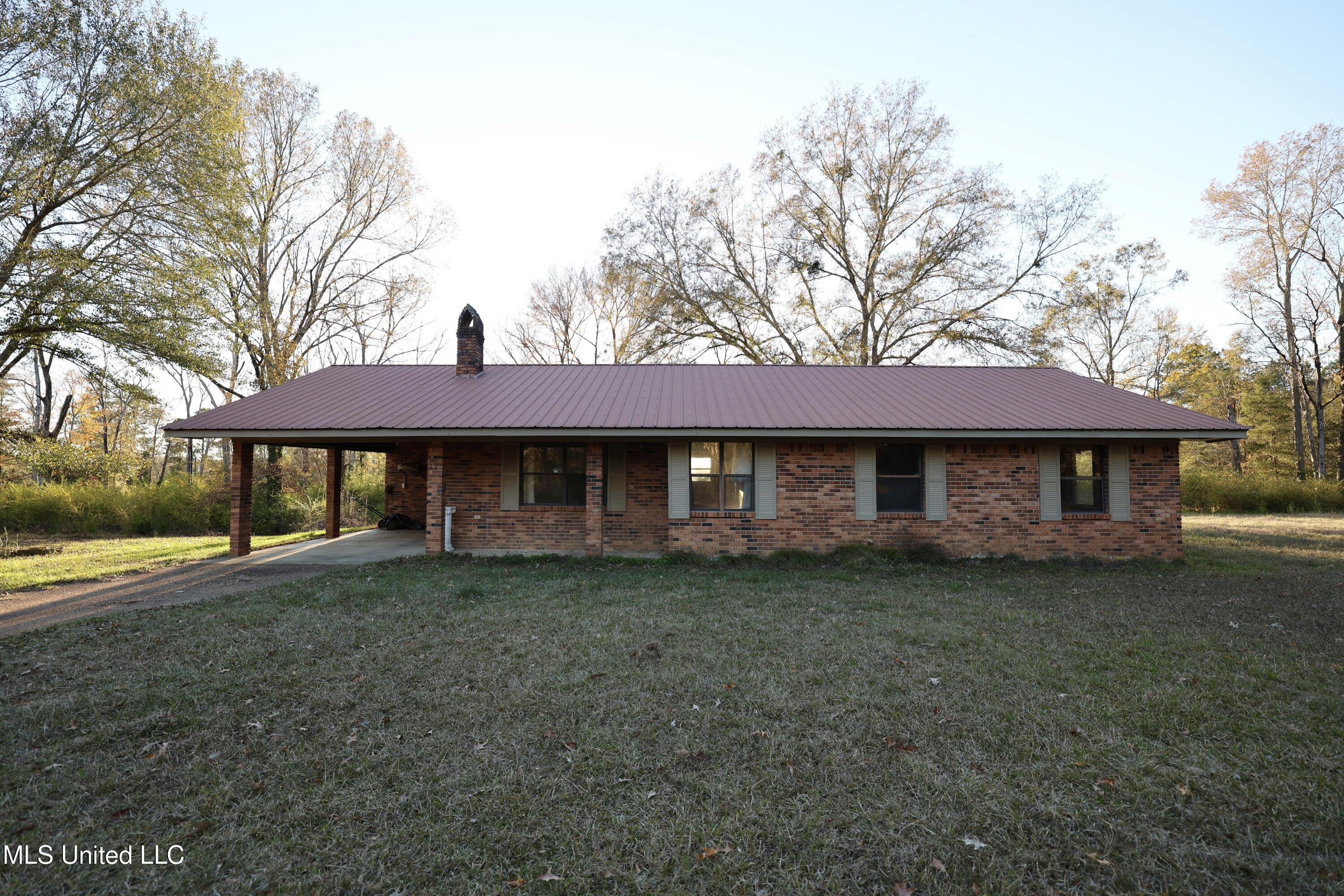 93 Pat Leake Road North Woodville, MS 39669 - Photo 3 of 20 FR6A5219