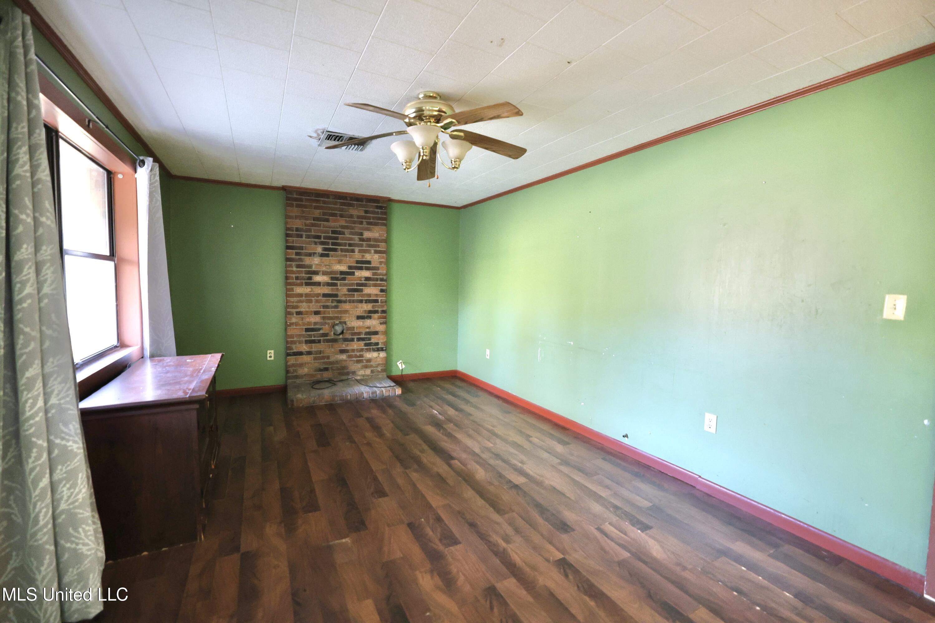 93 Pat Leake Road North Woodville, MS 39669 - Photo 5 of 20 FR6A5182