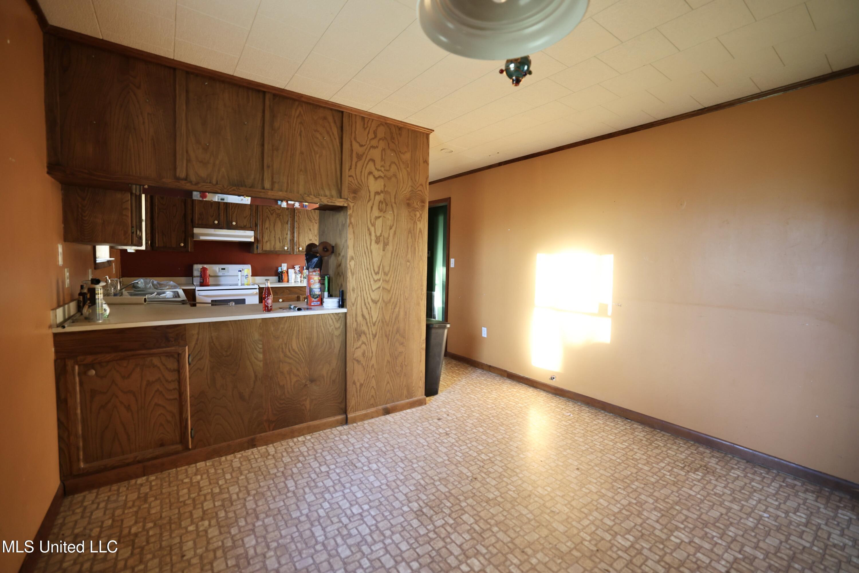 93 Pat Leake Road North Woodville, MS 39669 - Photo 8 of 20 FR6A5186