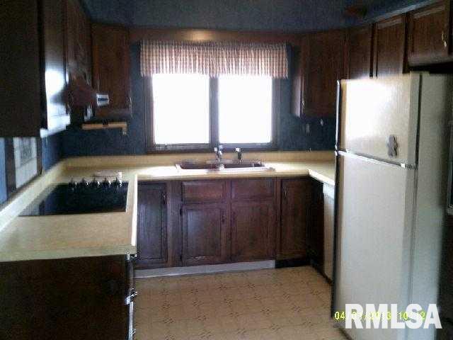20153 Jason Road Lyndon, IL 61261 - Photo 3 of 14