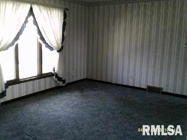 20153 Jason Road Lyndon, IL 61261 - Photo 4 of 14