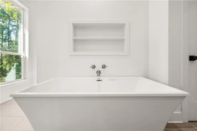 $525,000 | 200 Adams Path, Pineville, LA 71360