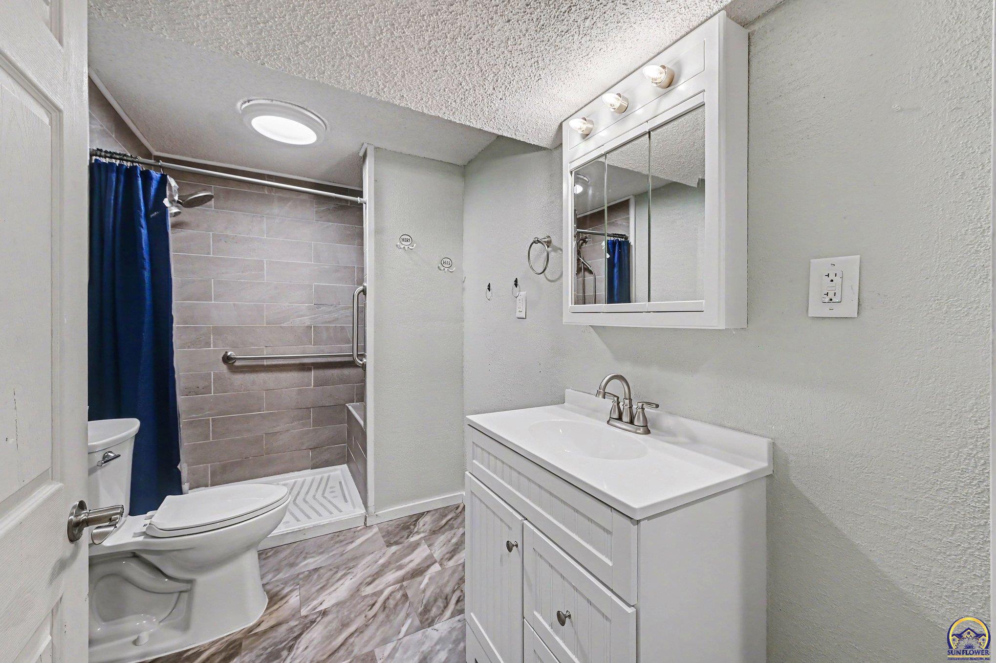 2500 Southwest Gainsboro Road Topeka, KS 66614 - Photo 21 of 27