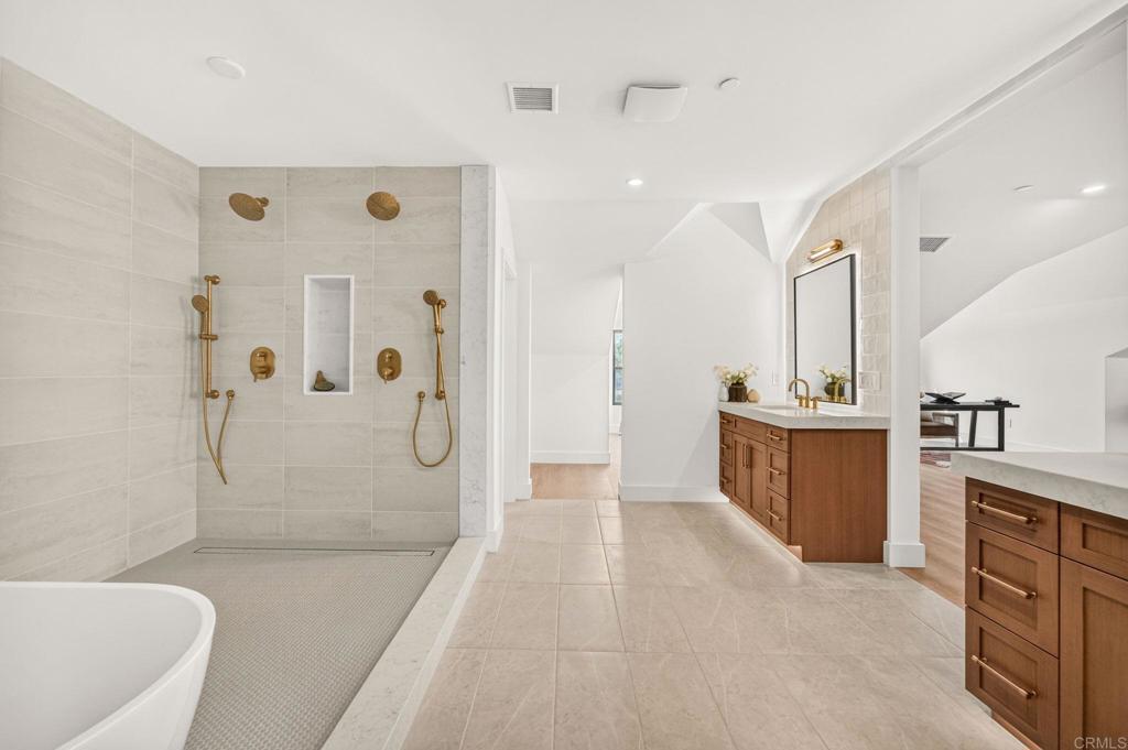 1341 Berryman Encinitas, CA 92024 - Photo 43 of 44 Second Level Spa Bathroom