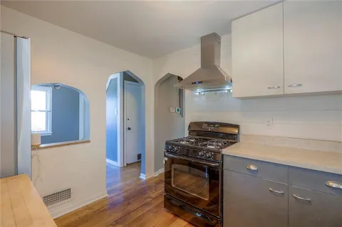 $239,950 | 2801 South 8th Terrace, Kansas City, KS 66103