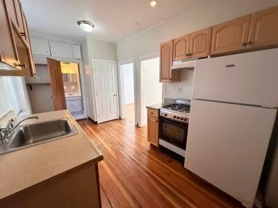 $2,350 | 22 Henchman Street, Unit 5F, Boston, MA 02113