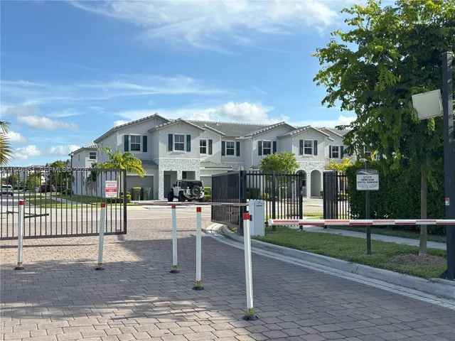 $2,700 | Homestead, Homestead, FL 33035