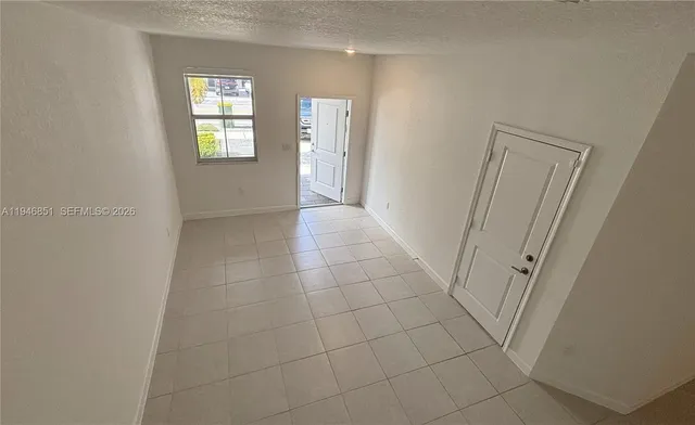 $2,700 | Homestead, Homestead, FL 33035