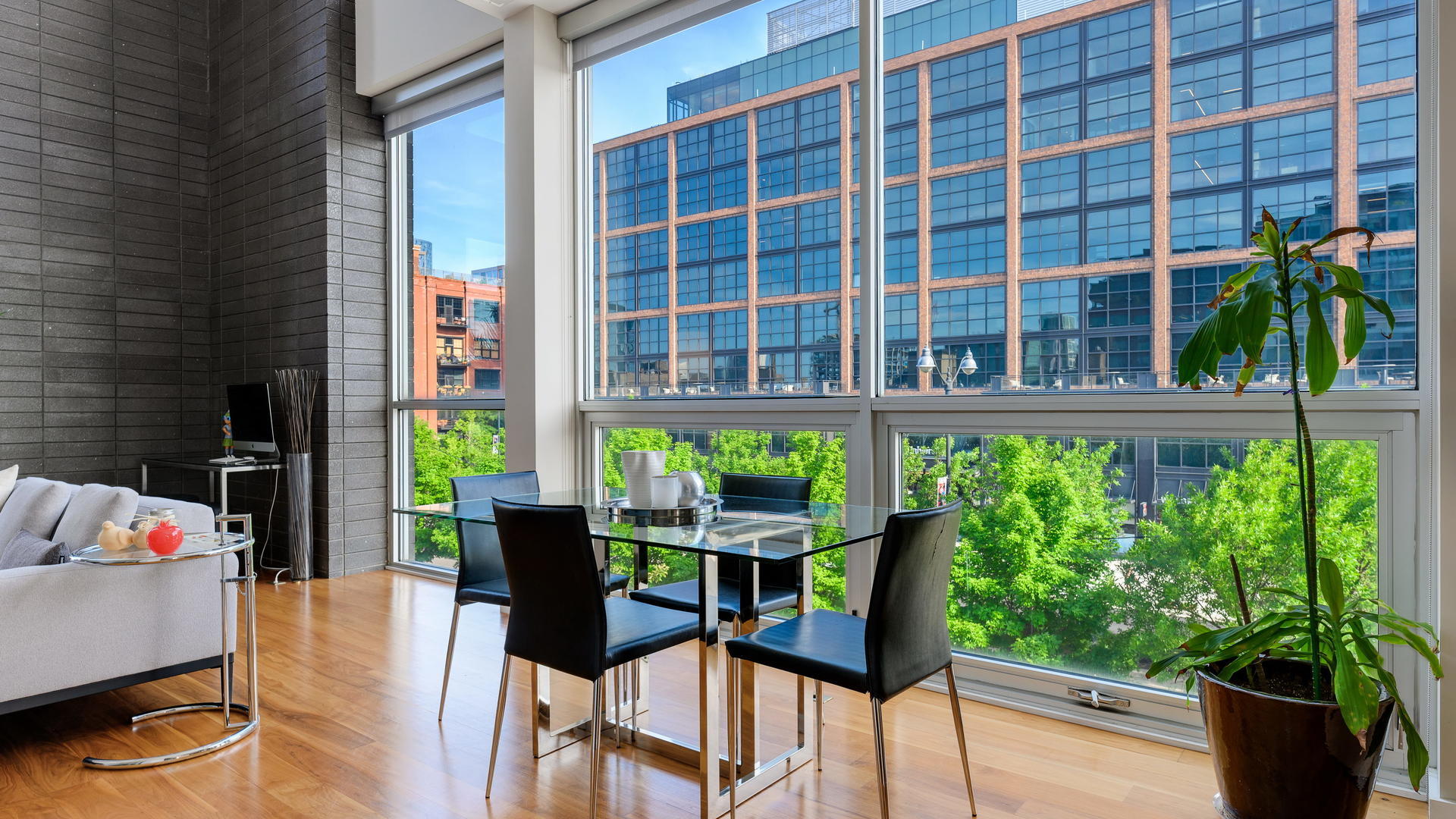 155 North Aberdeen Street, Unit 304 Chicago, IL 60607 - Photo 3 of 18