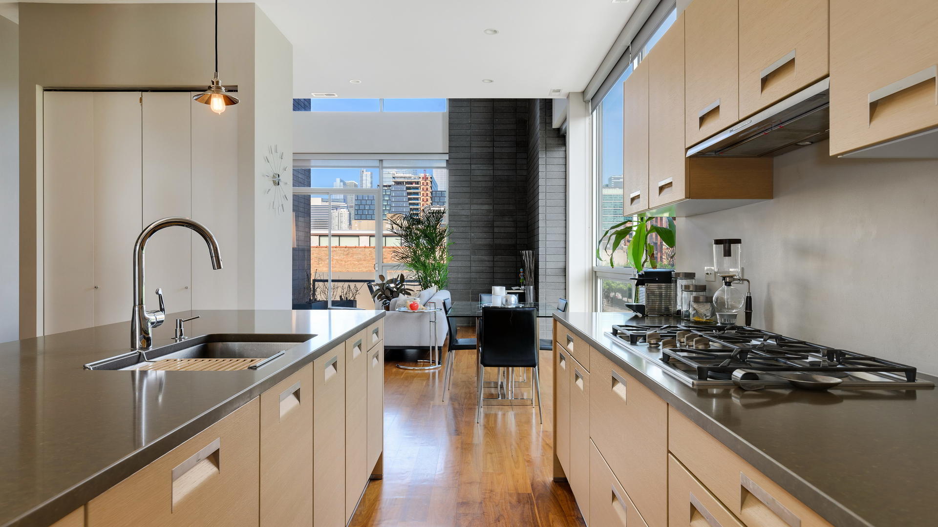 155 North Aberdeen Street, Unit 304 Chicago, IL 60607 - Photo 5 of 18