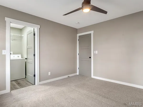 $1,350 | 821 East Market Street, Red Bud, IL 62278