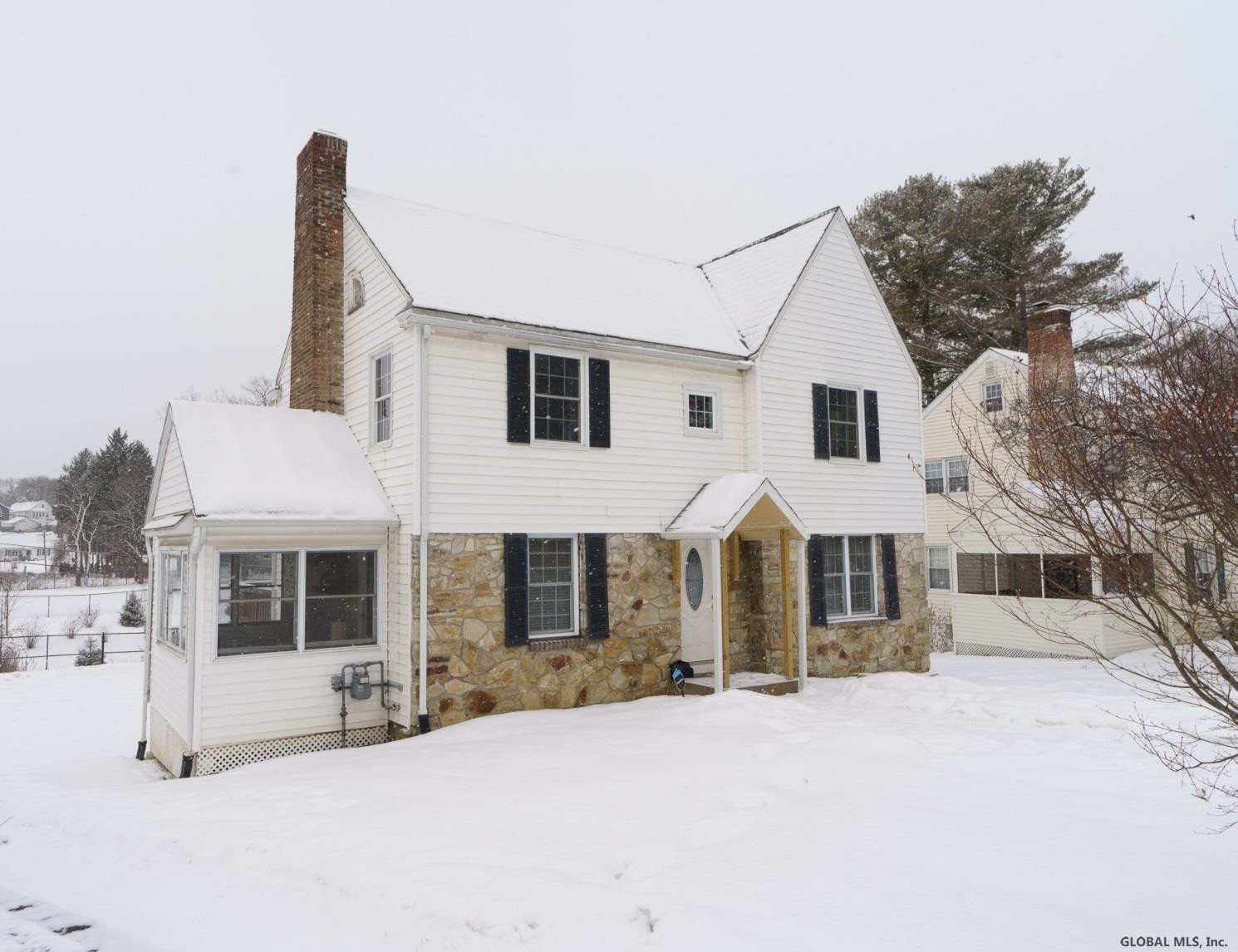 14 Ridgefield Street Albany, NY 12208 - Photo 1 of 54 Photo 1