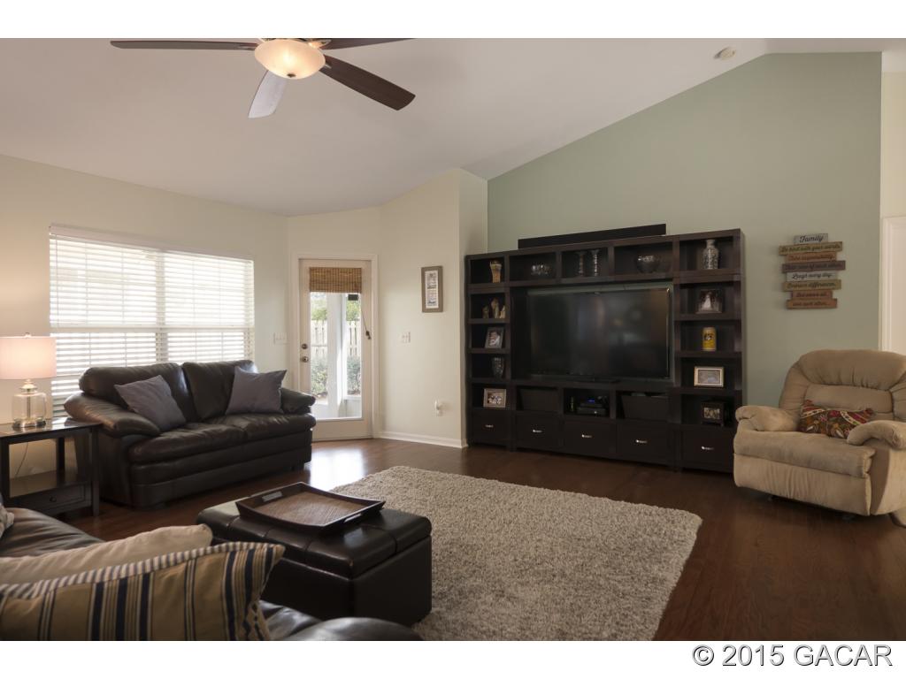 7491 Southwest 86th Way Gainesville, FL 32608 - Photo 8 of 23 Freshly Painted Interior