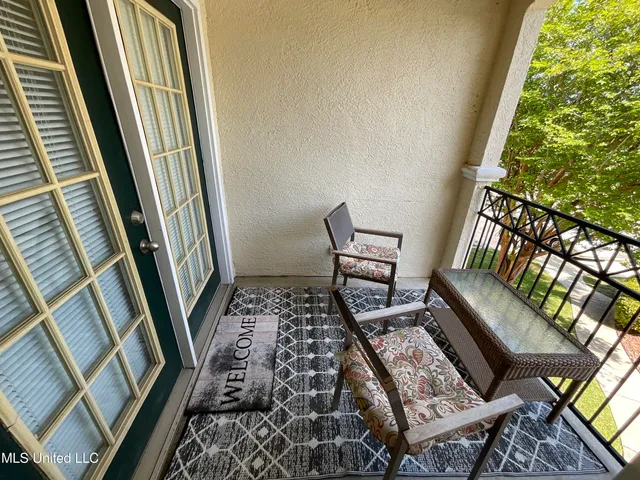 $299,000 | 2252 Beach Drive, Unit 406, Gulfport, MS 39507