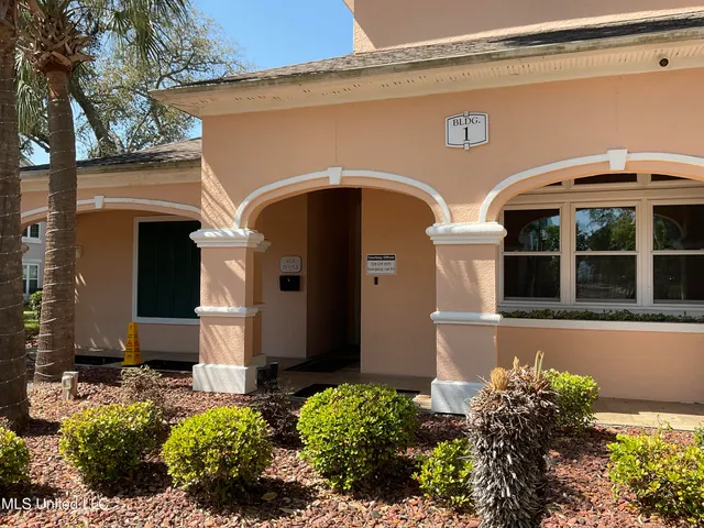 $299,000 | 2252 Beach Drive, Unit 406, Gulfport, MS 39507