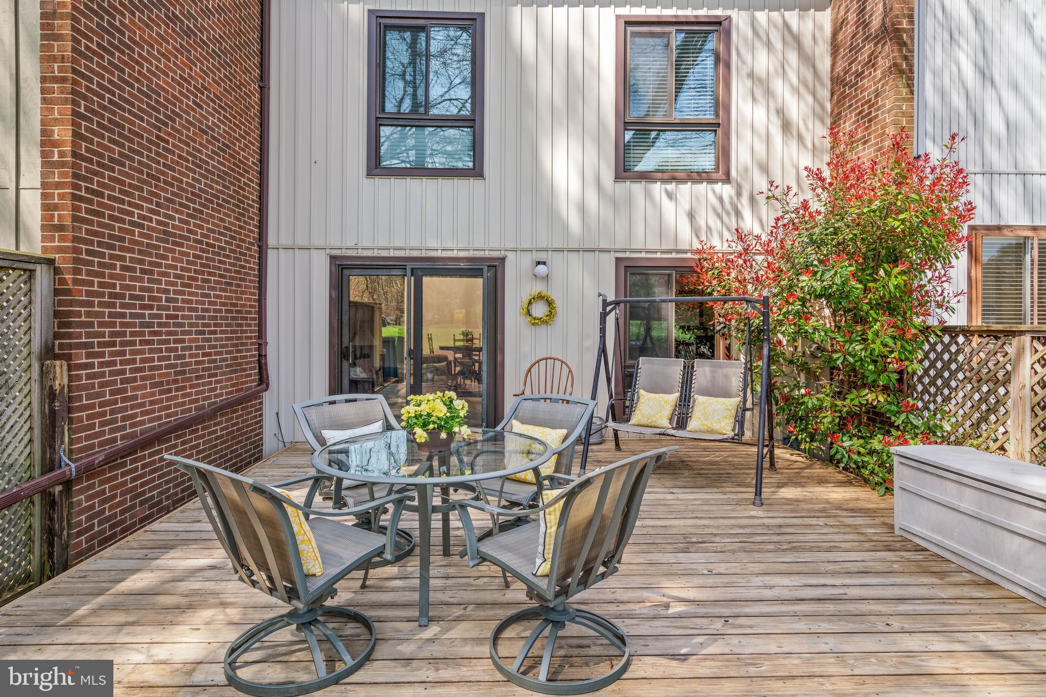 2127 Colts Neck Court Reston, VA 20191 - Photo 3 of 49 Spacious back deck perfect for those Spring Nights