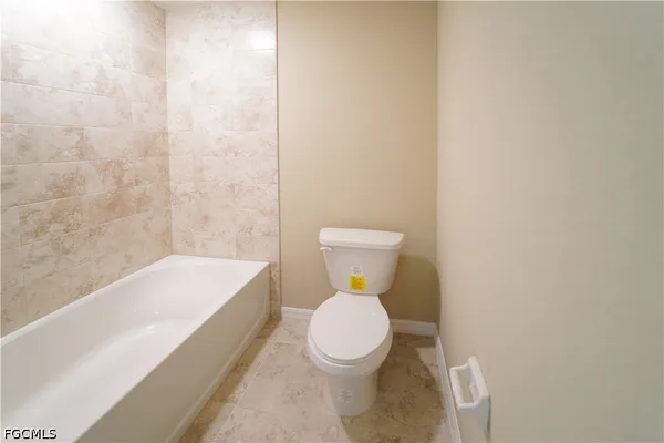 $2,100 | 2800 Northwest 25th Terrace, Cape Coral, FL 33993