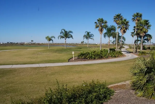 $325,000 | 7000 Seawall Boulevard, Unit 236, Galveston, TX 77551