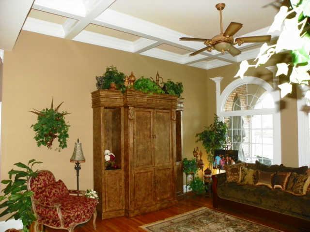 547 Ridgecrest Lane Lebanon, TN 37087 - Photo 10 of 19 Living Room
