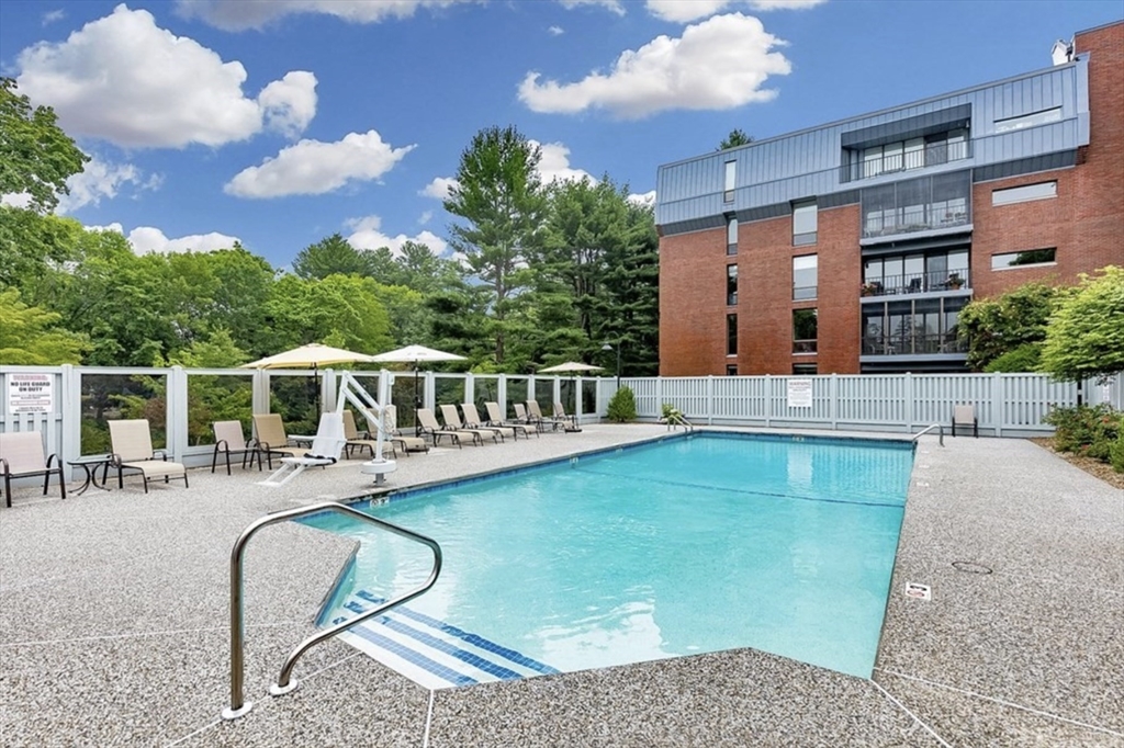 65 Grove Wellesley Ma, Unit 152 Wellesley, MA 02482 - Photo 14 of 16