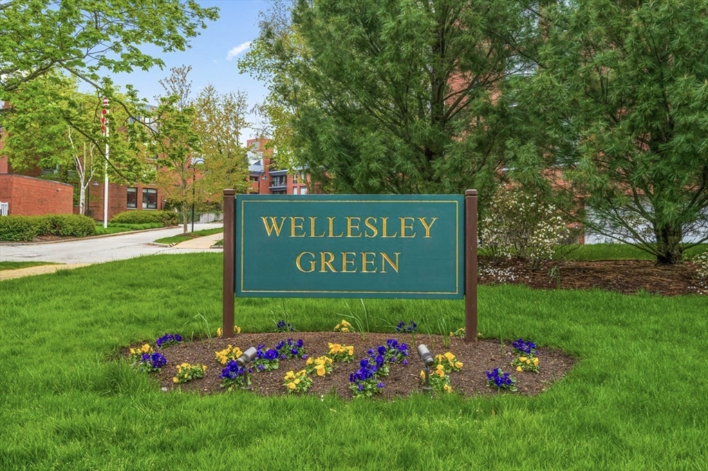 65 Grove Wellesley Ma, Unit 152 Wellesley, MA 02482 - Photo 15 of 16