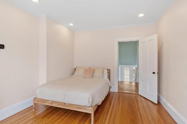 $1,299,000 | 36 Lake Avenue, Melrose, MA 02176