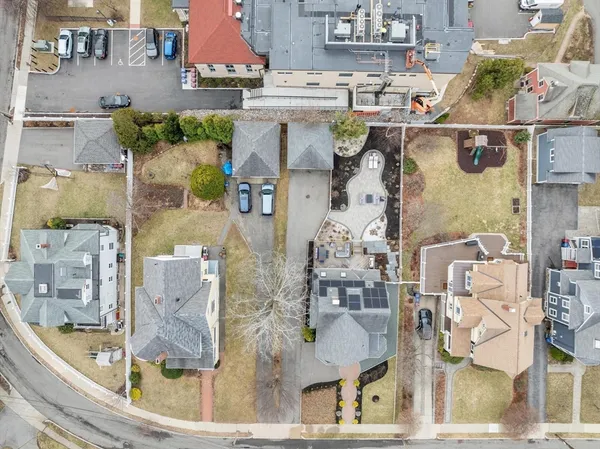 $1,299,000 | 36 Lake Avenue, Melrose, MA 02176