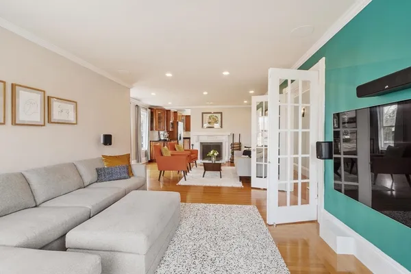 $1,299,000 | 36 Lake Avenue, Melrose, MA 02176
