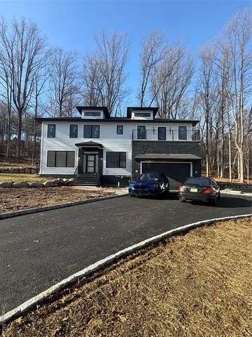 $8,995 | 400 Phillips Hill Road, New City, NY 10956