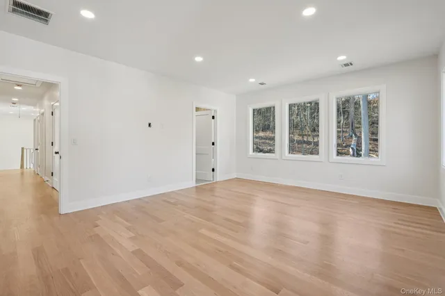 $8,995 | 400 Phillips Hill Road, New City, NY 10956