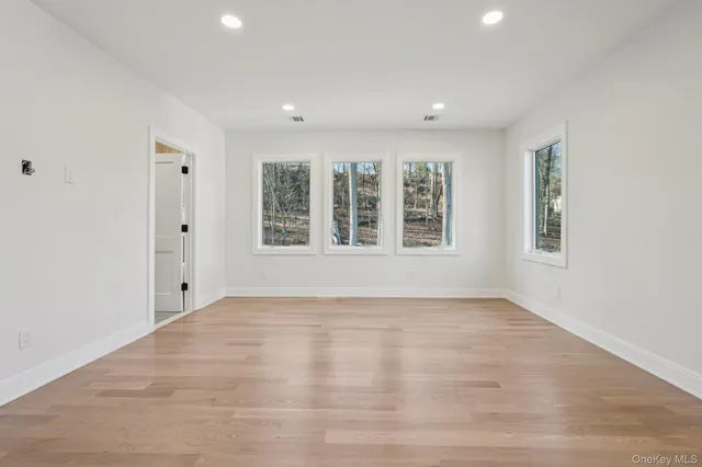 $8,995 | 400 Phillips Hill Road, New City, NY 10956