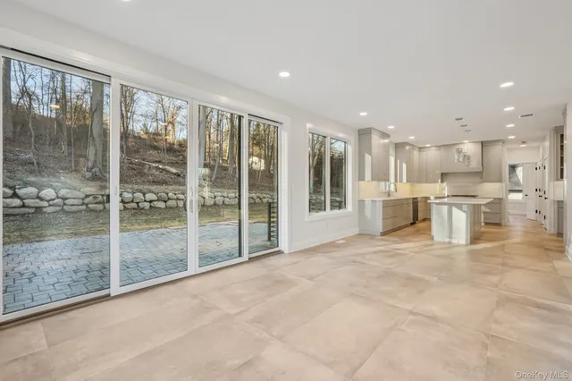 $8,995 | 400 Phillips Hill Road, New City, NY 10956