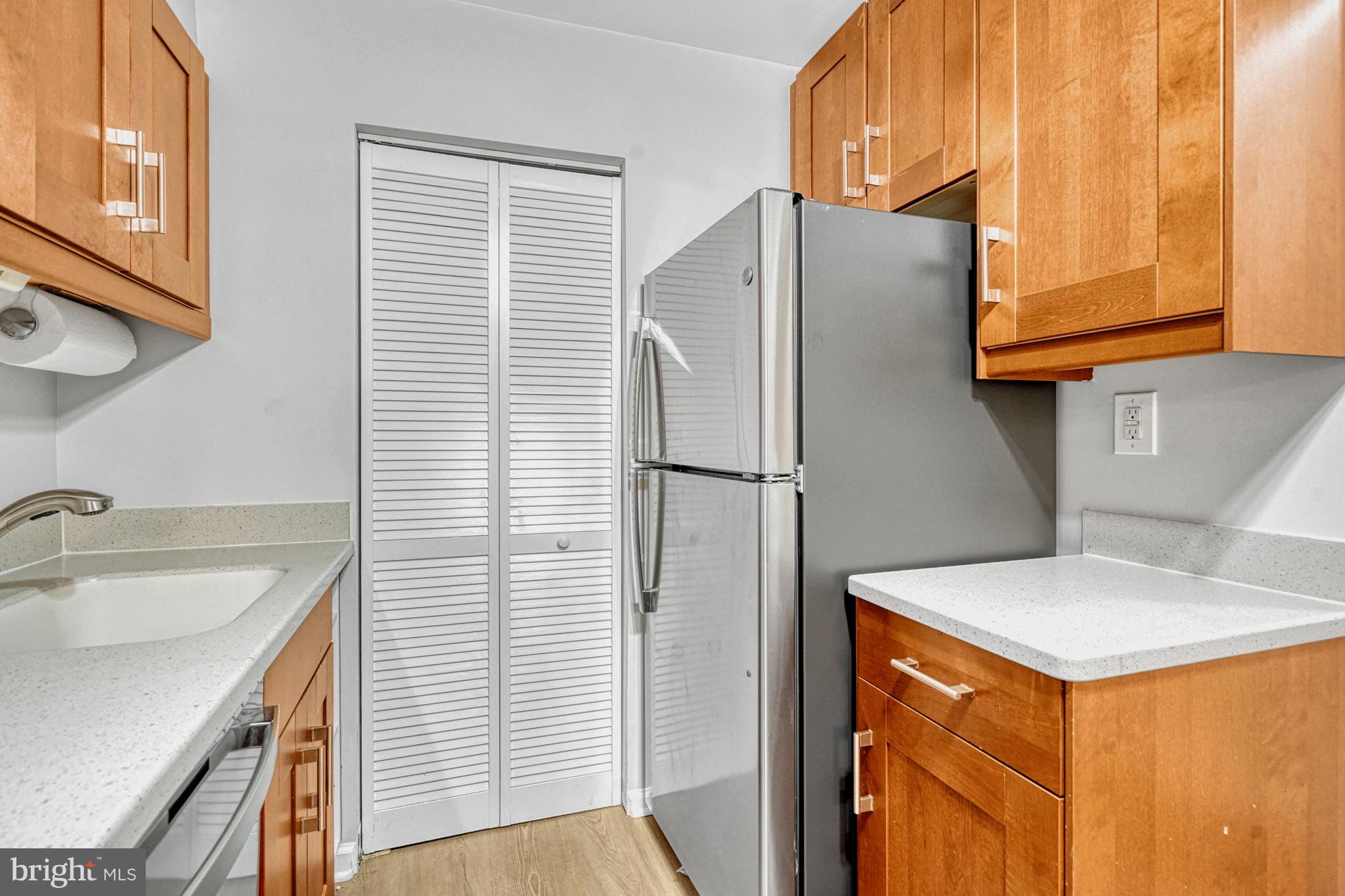 5815 Cove Landing Road, Unit 204 Burke, VA 22015 - Photo 15 of 39 pantry door