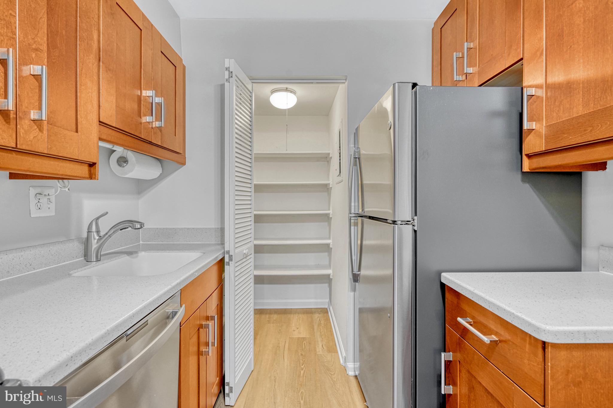 5815 Cove Landing Road, Unit 204 Burke, VA 22015 - Photo 16 of 39 roomy pantry, new fridge