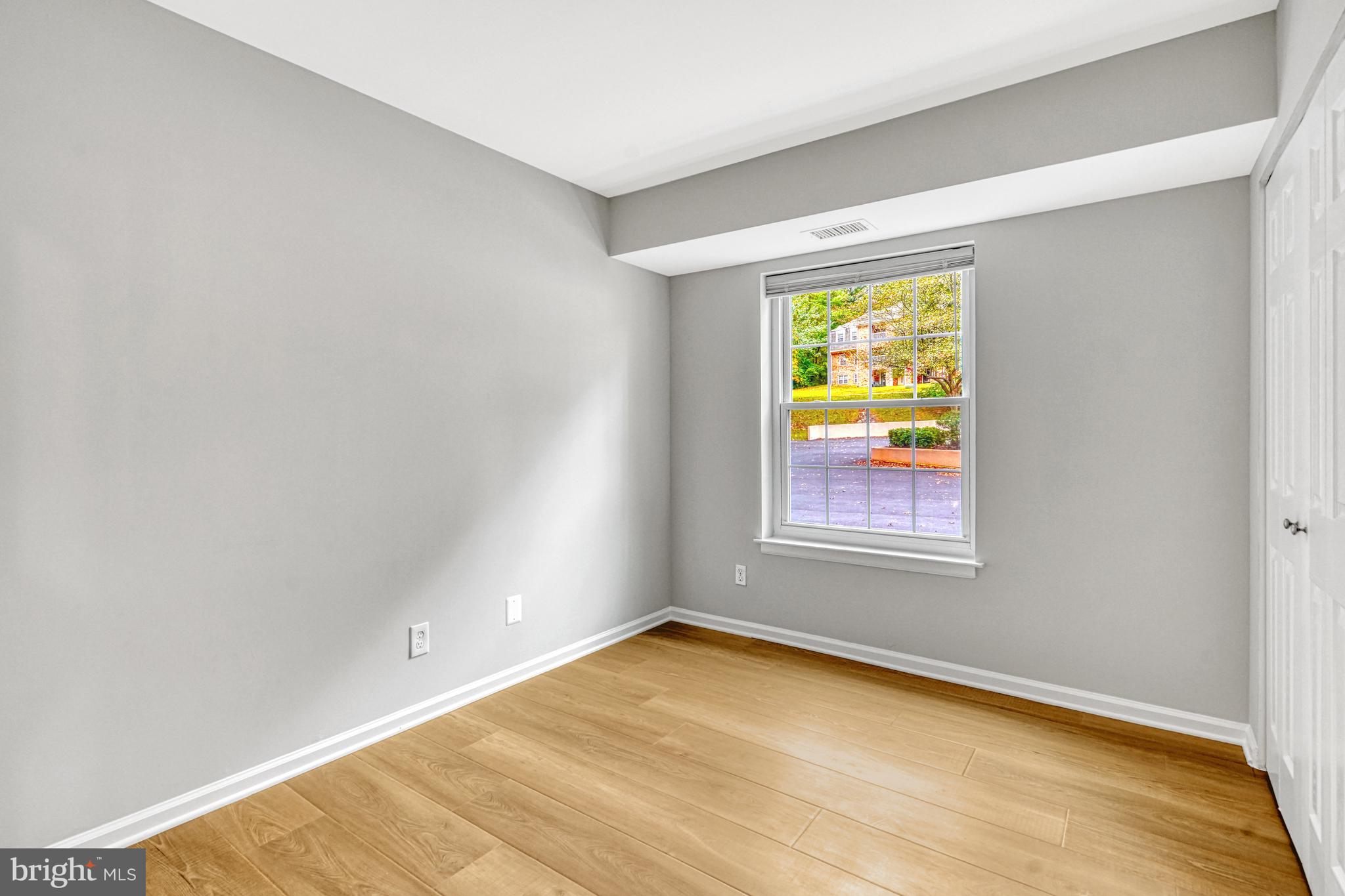 5815 Cove Landing Road, Unit 204 Burke, VA 22015 - Photo 21 of 39 bedroom 3