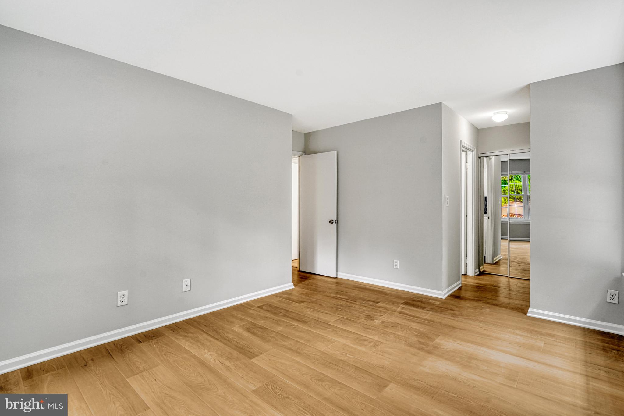 5815 Cove Landing Road, Unit 204 Burke, VA 22015 - Photo 27 of 39 primary bed