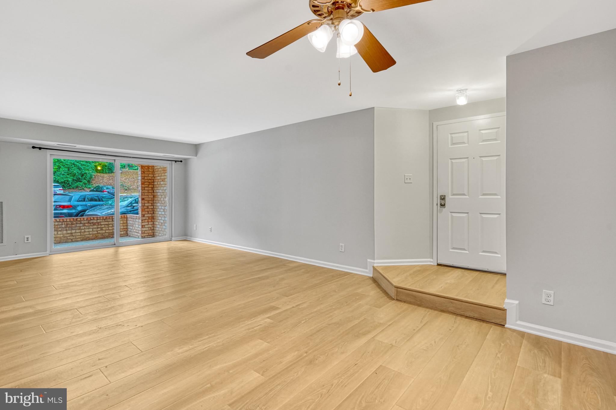 5815 Cove Landing Road, Unit 204 Burke, VA 22015 - Photo 5 of 39