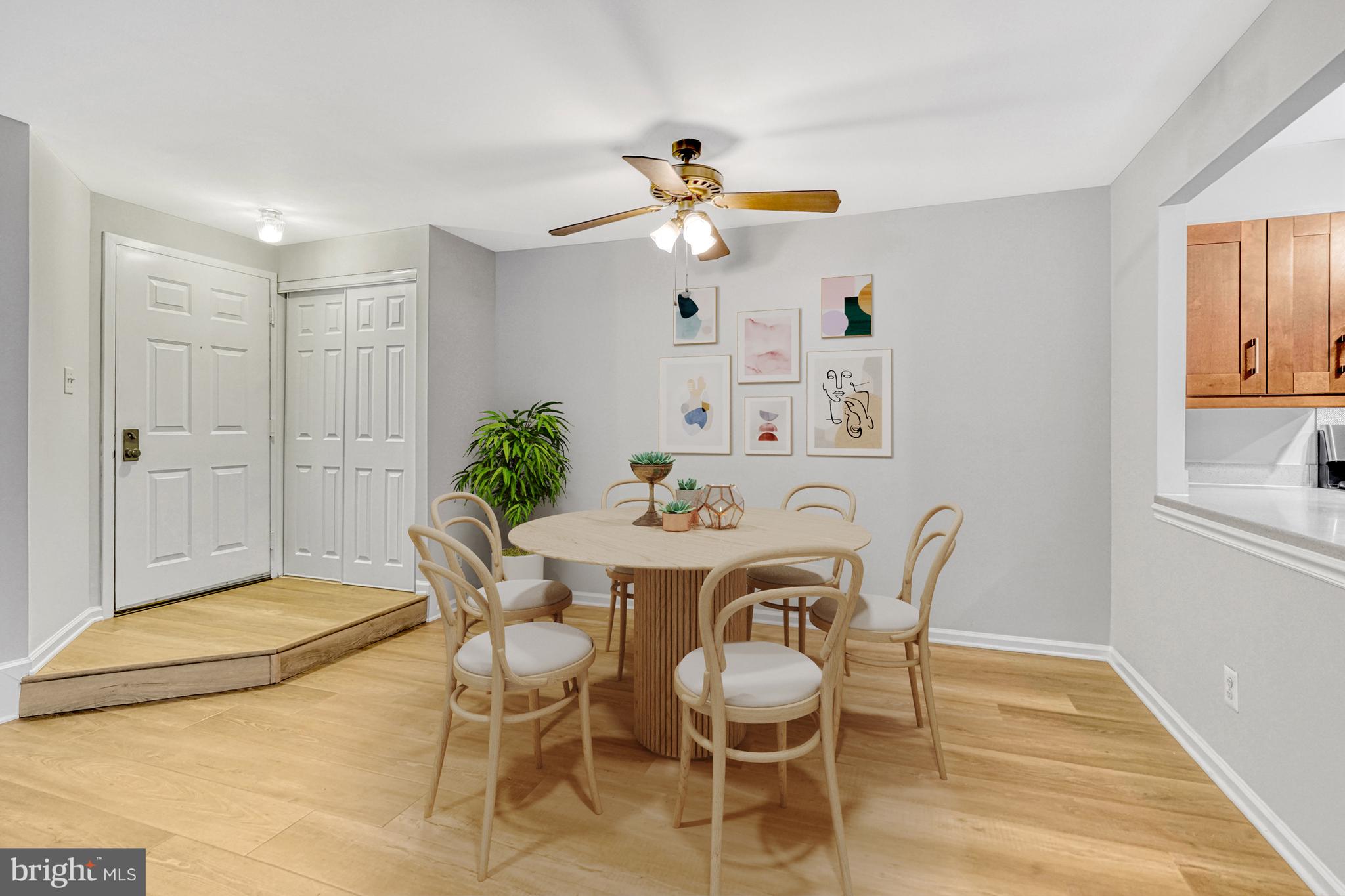 5815 Cove Landing Road, Unit 204 Burke, VA 22015 - Photo 6 of 39 dining area