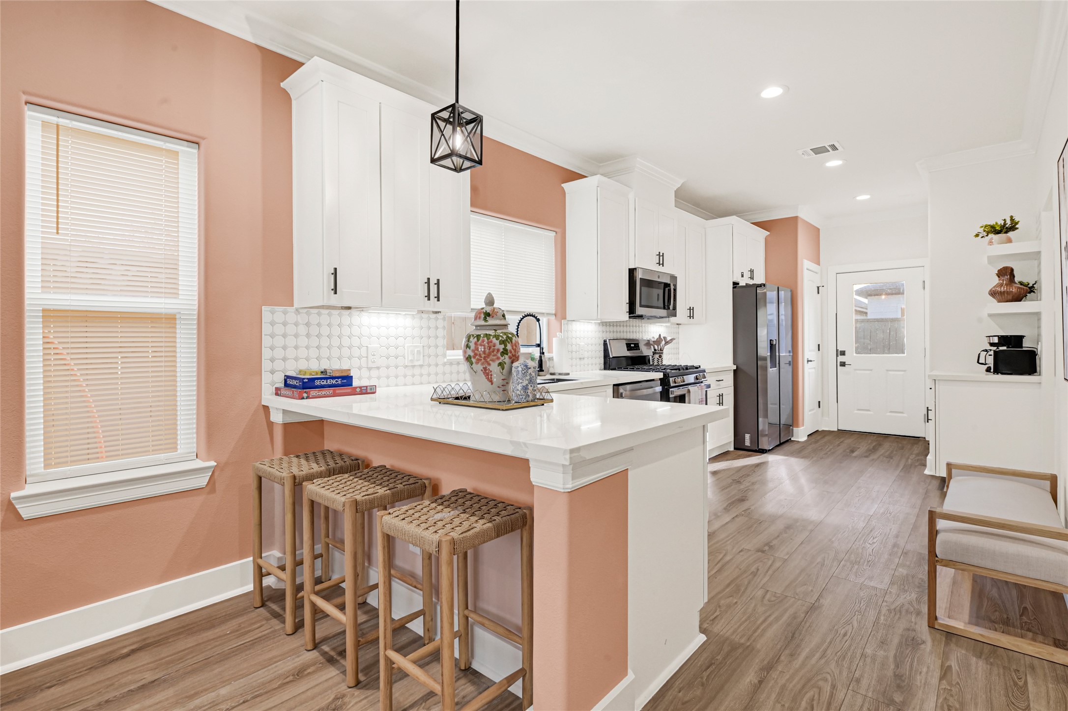 3833 Seabrook Street Houston, TX 77021 - Photo 7 of 29