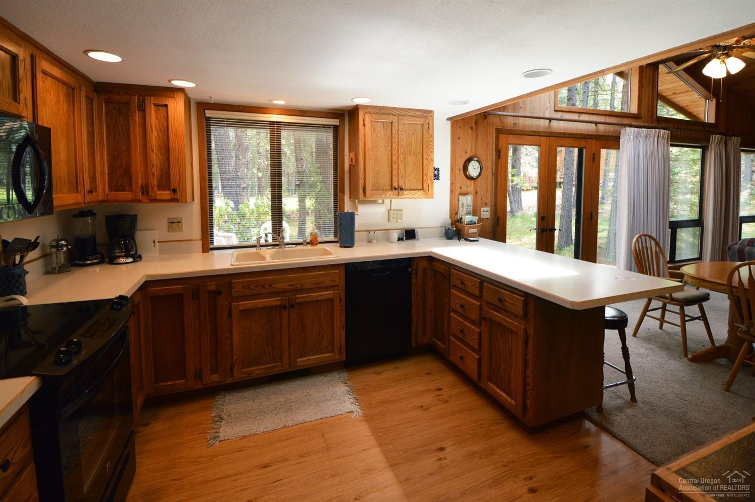 13248 Hawks Beard Black Butte Ranch, OR 97759 - Photo 13 of 25 Additional Photo