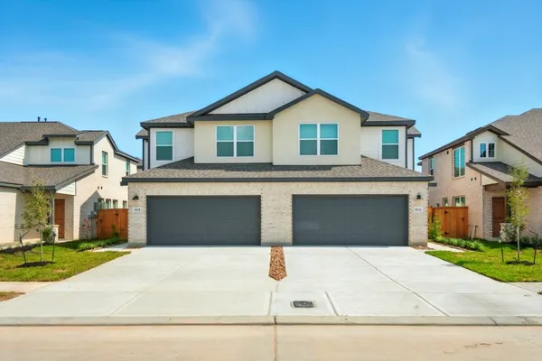 $2,186 | 1860 Dry Cherry Lane, Unit B, Dayton, TX 77535