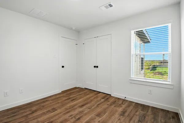 $2,186 | 1860 Dry Cherry Lane, Unit B, Dayton, TX 77535
