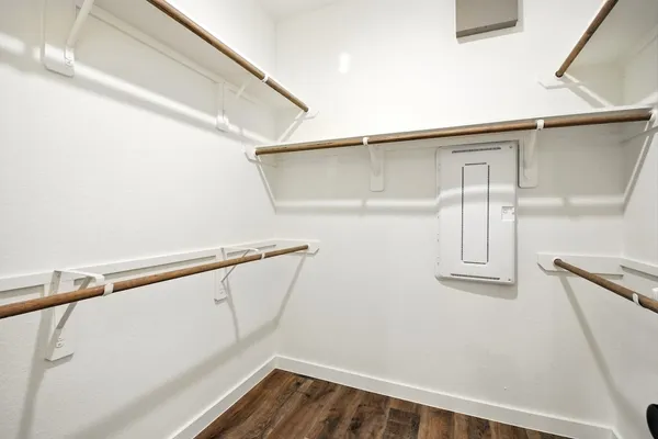 $2,186 | 1860 Dry Cherry Lane, Unit B, Dayton, TX 77535