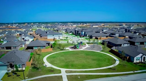 $2,186 | 1860 Dry Cherry Lane, Unit B, Dayton, TX 77535