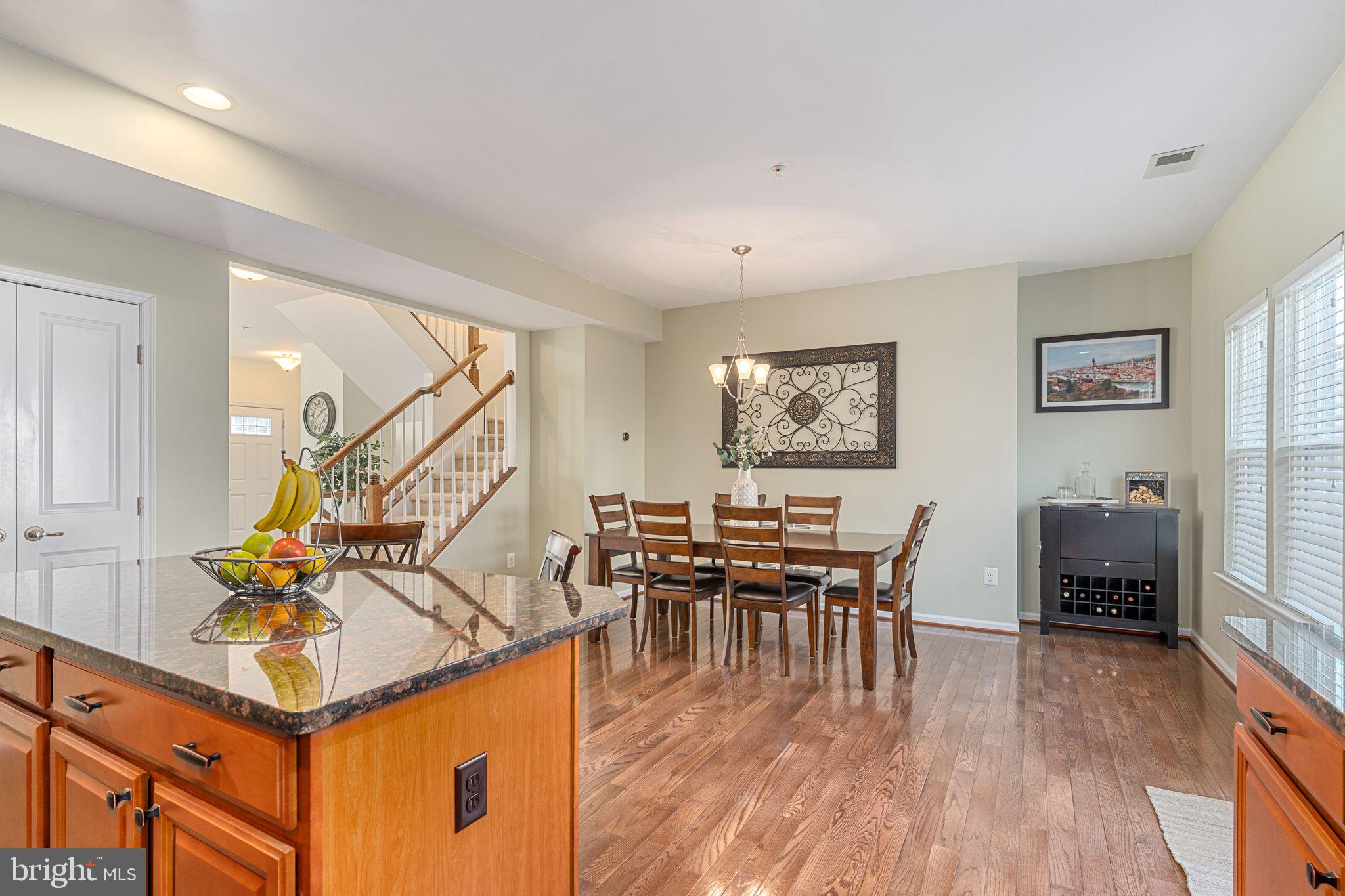 3921 Cephas Child Road Doylestown, PA 18902 - Photo 23 of 59 Dry bar nook