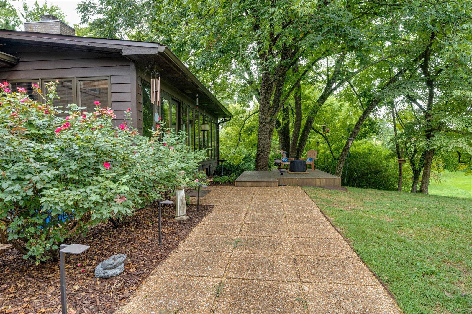 3902 Kings Road Chattanooga, TN 37416 - Photo 13 of 45 46-3902 Kings Rd-45