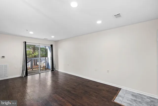 $1,950 | 673 Constellation Square Southeast, Unit C, Leesburg, VA 20175