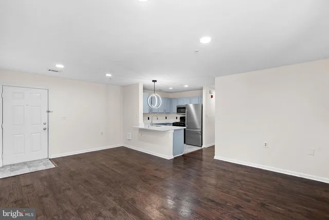 $1,950 | 673 Constellation Square Southeast, Unit C, Leesburg, VA 20175